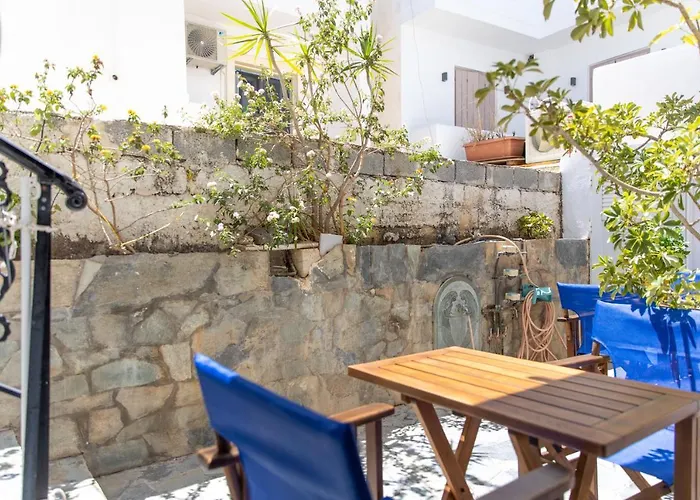 Marina Naxos Апартаменты *