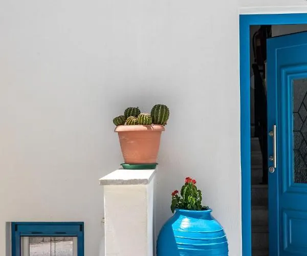 Marina Naxos Апартаменты *