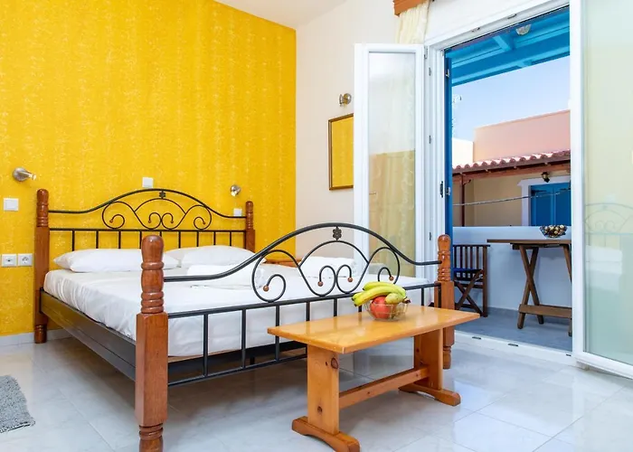 Marina Naxos * Naxos City